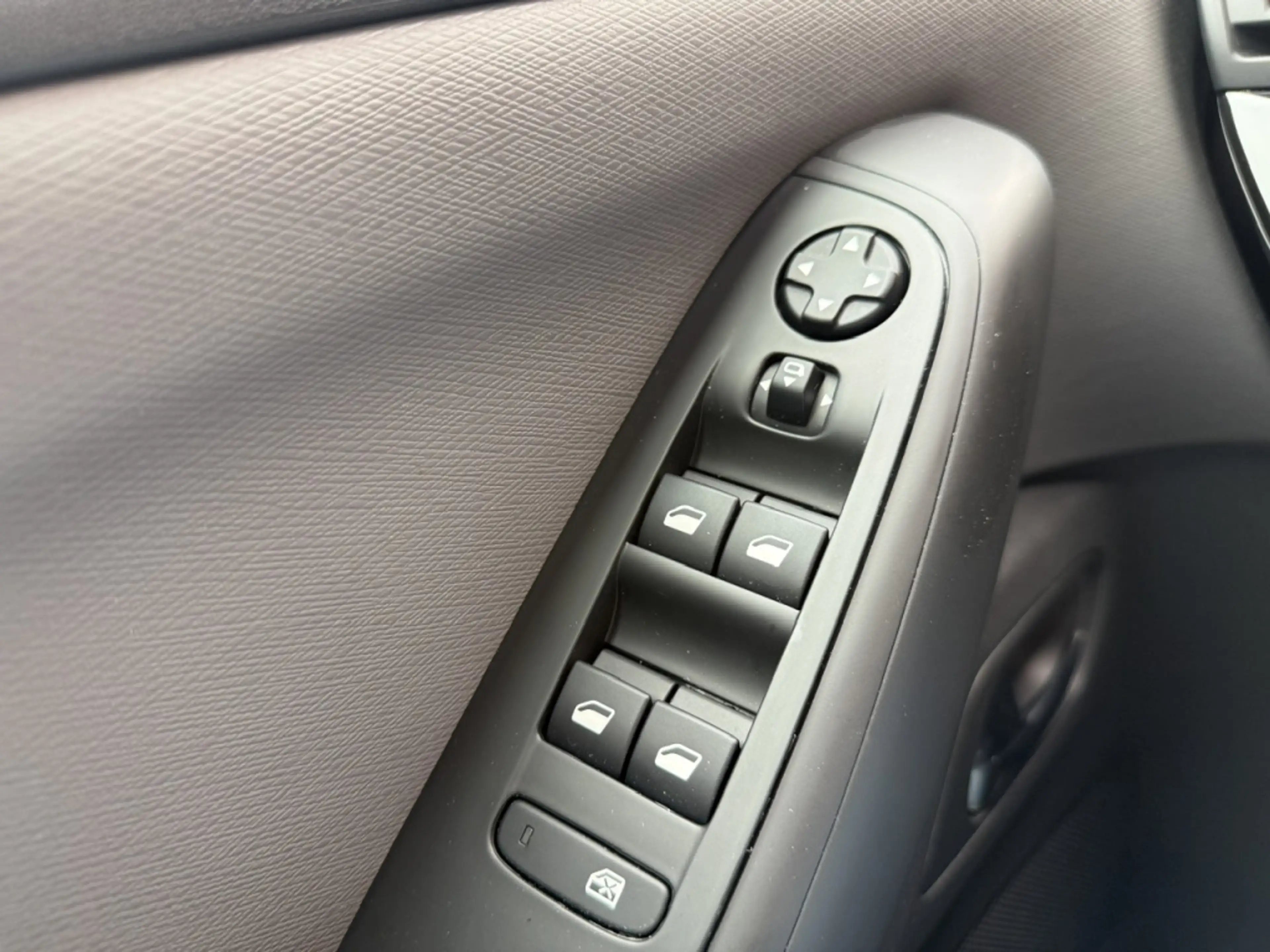 Citroen Grand C4 SpaceTourer 1.2 PureTech Bns 7-persoons NAVI / CARPLAY / DAB+ — photo 29