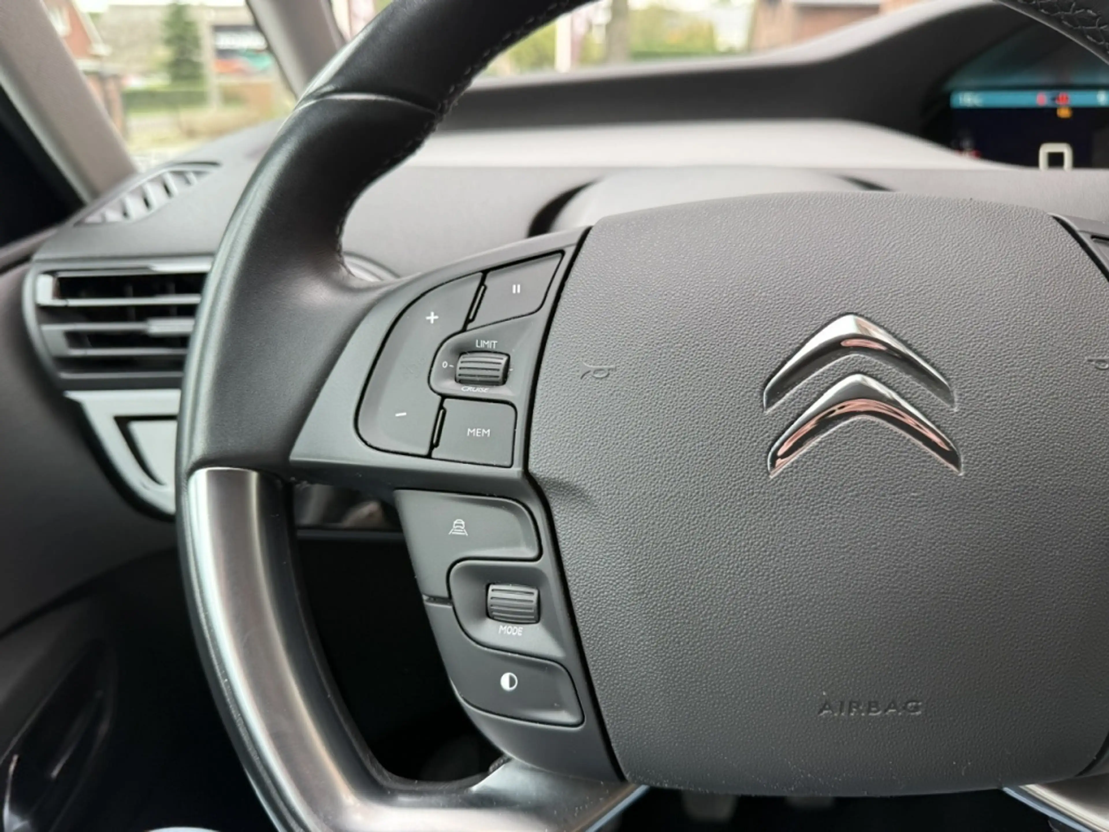 Citroen Grand C4 SpaceTourer 1.2 PureTech Bns 7-persoons NAVI / CARPLAY / DAB+ — photo 25