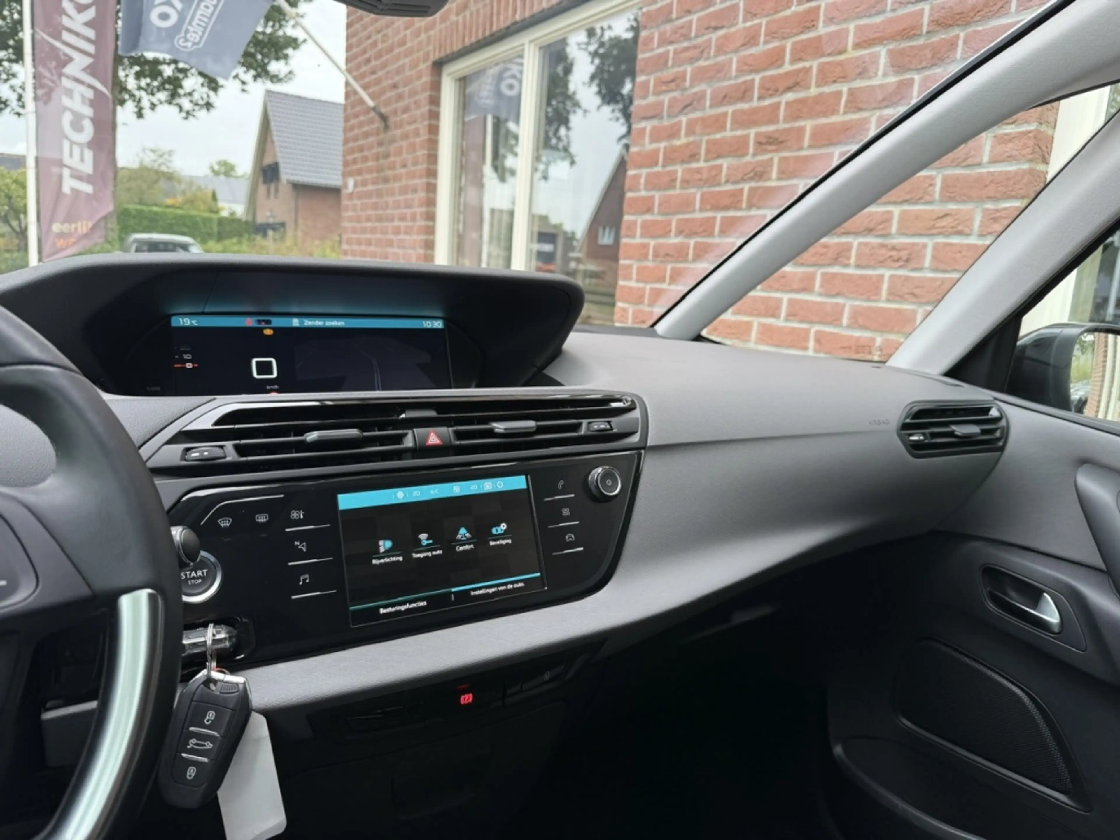 Citroen Grand C4 SpaceTourer 1.2 PureTech Bns 7-persoons NAVI / CARPLAY / DAB+ — photo 38