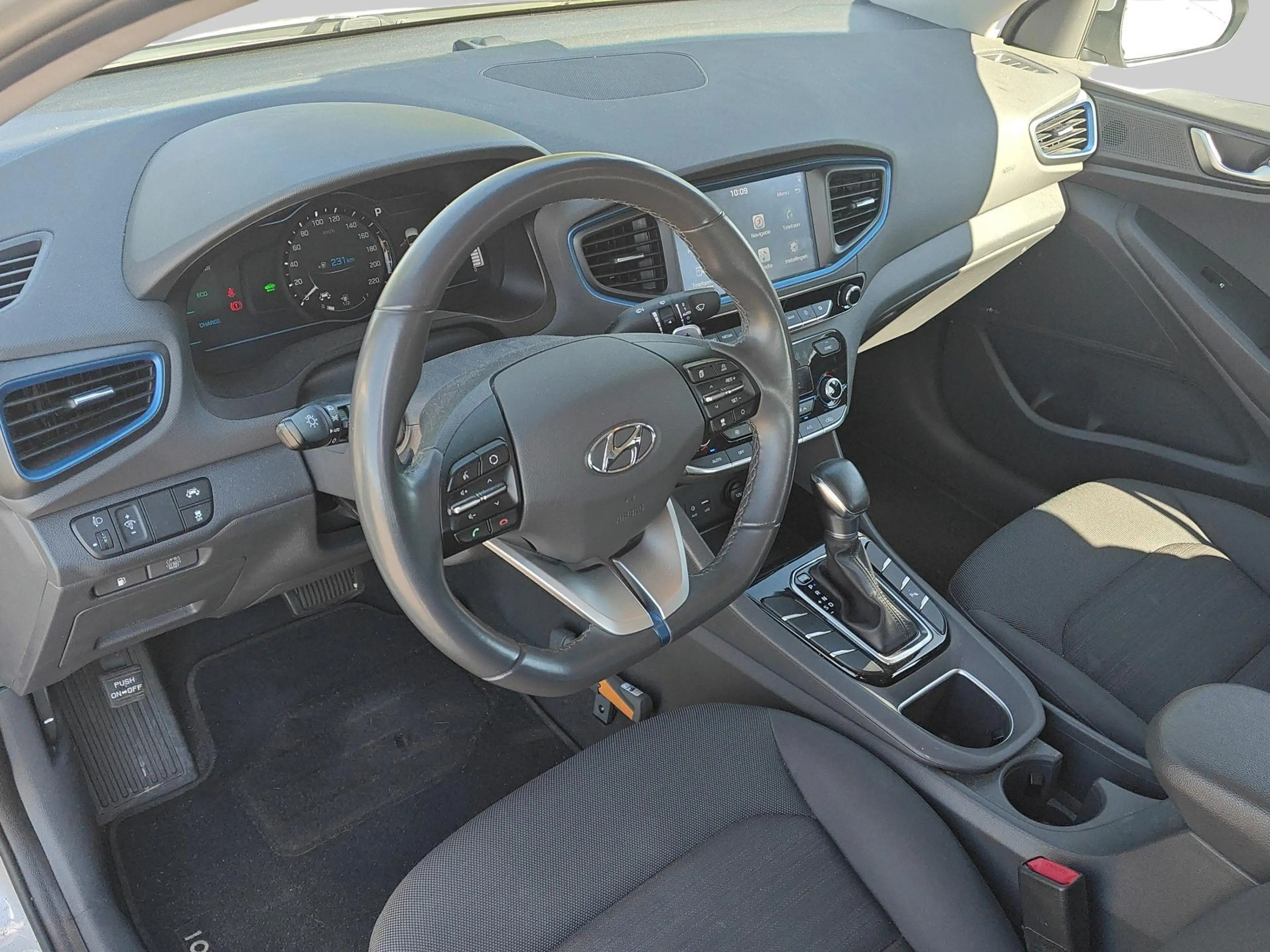 Hyundai IONIQ 1.6 GDi Comfort | Achteruitrijcamera | Apple Carpl — photo 4