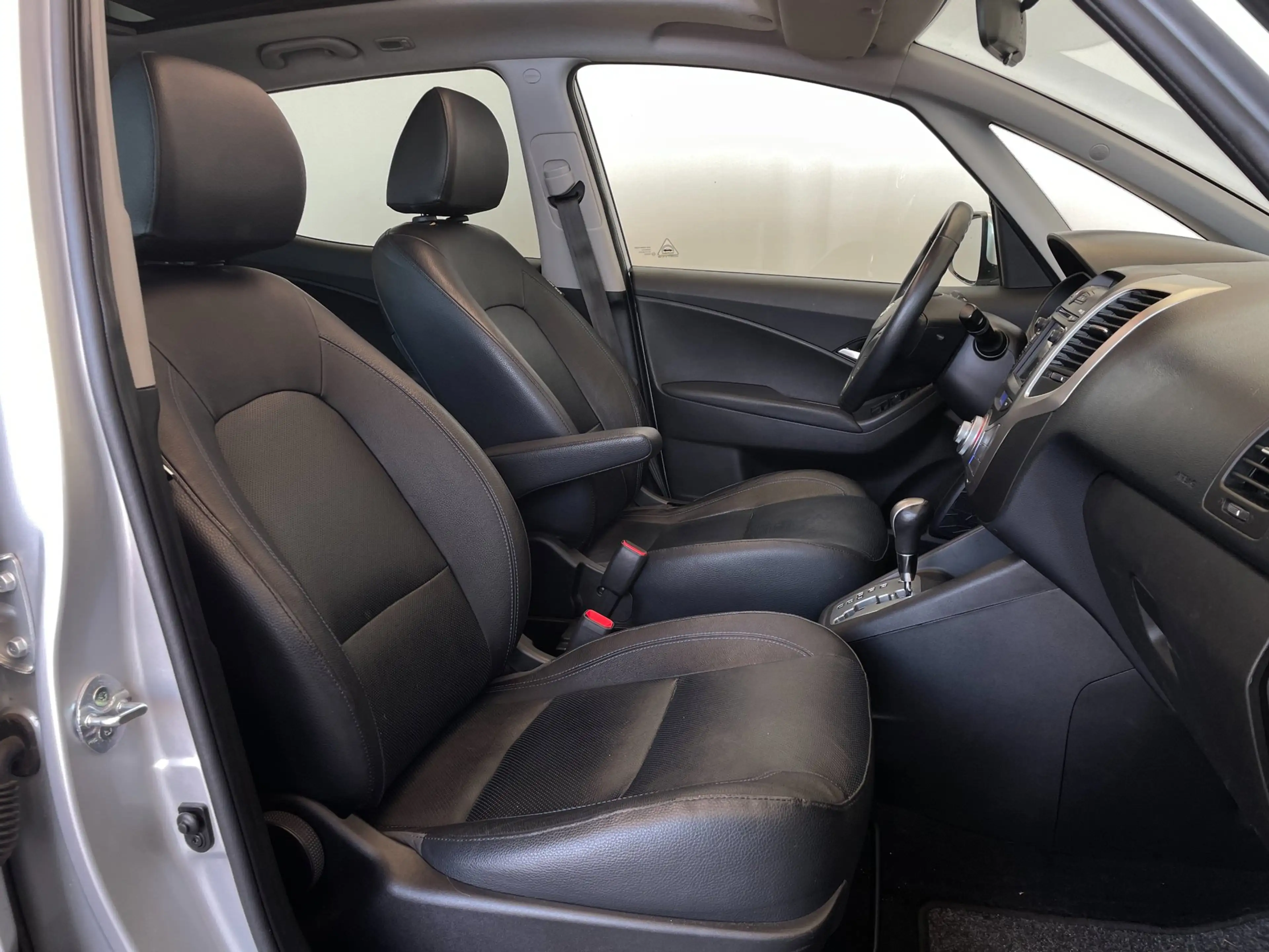 Hyundai iX20 1.6i i-Catcher|Automaat|Panoramadak|Leer|Stoelverw — photo 4