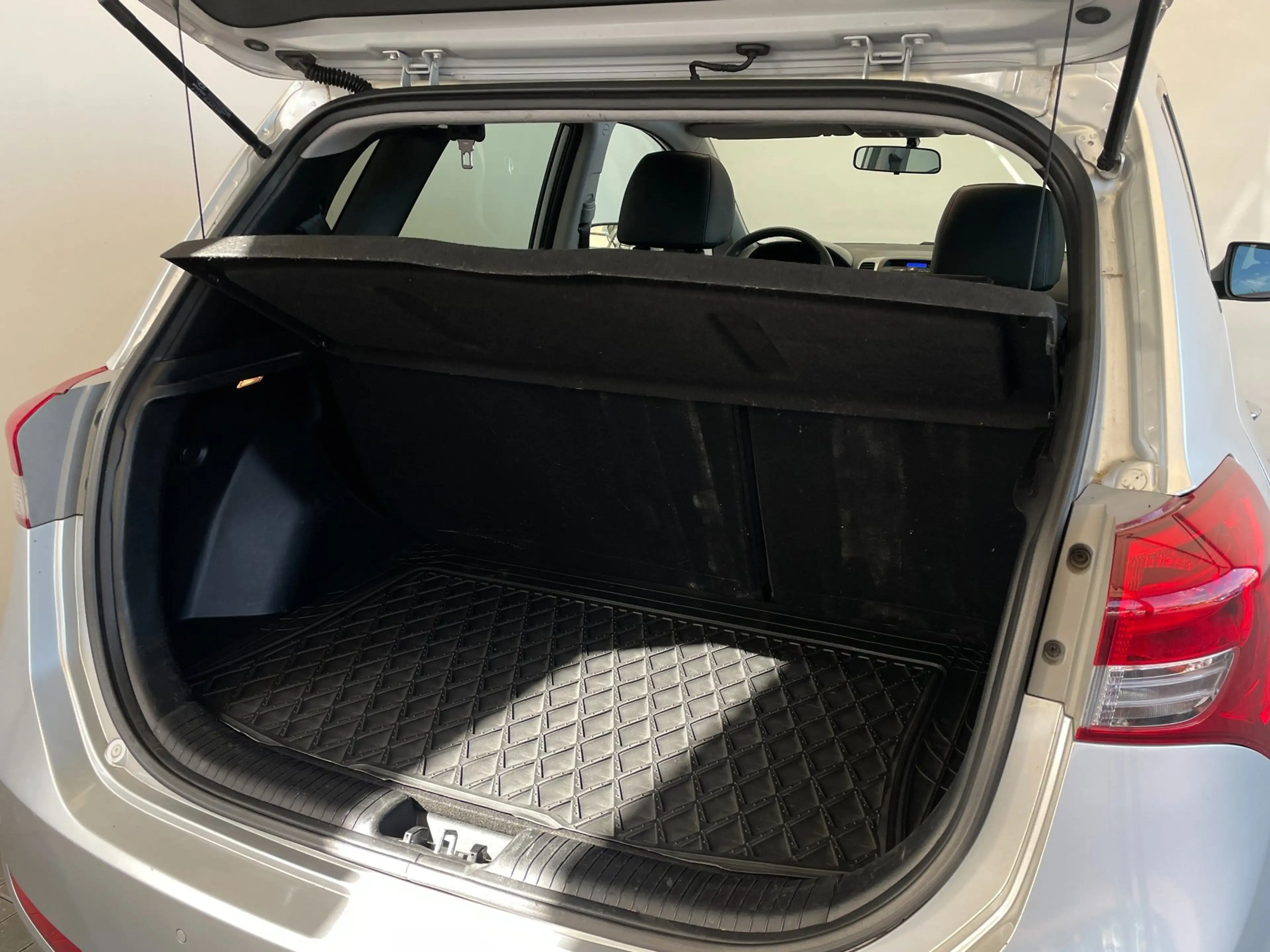 Hyundai iX20 1.6i i-Catcher|Automaat|Panoramadak|Leer|Stoelverw — photo 6