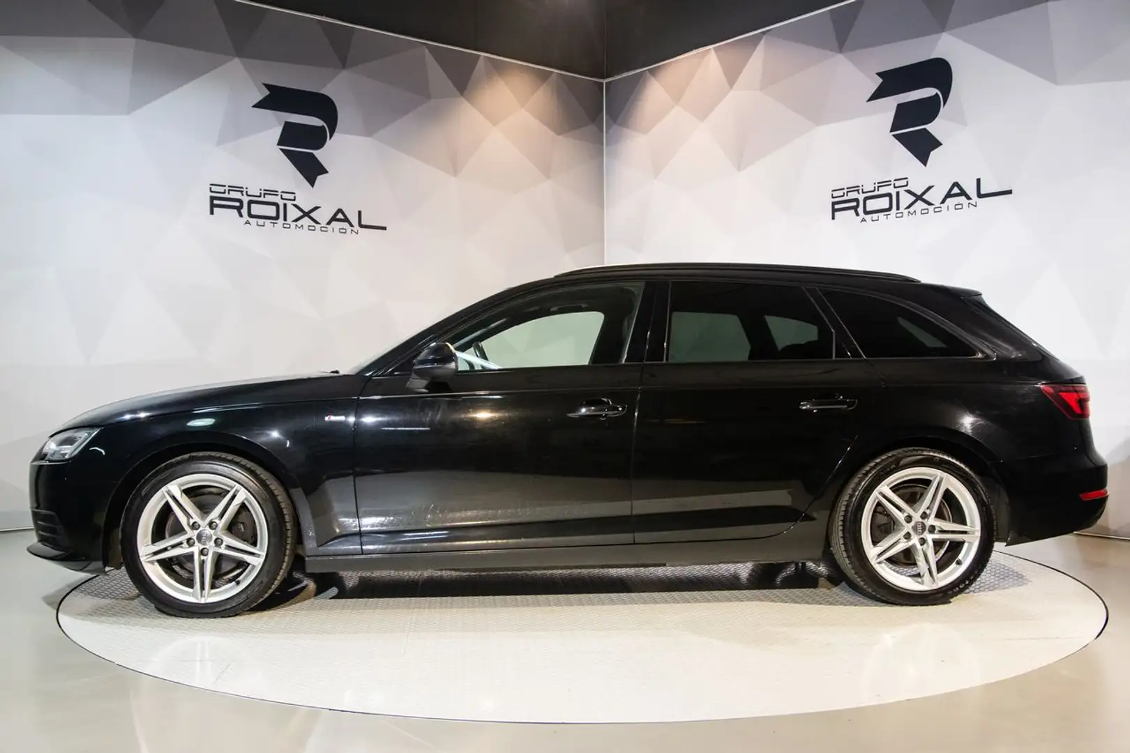 Audi A4 2.0TDI S line edition S tronic 110kW Negro - 2