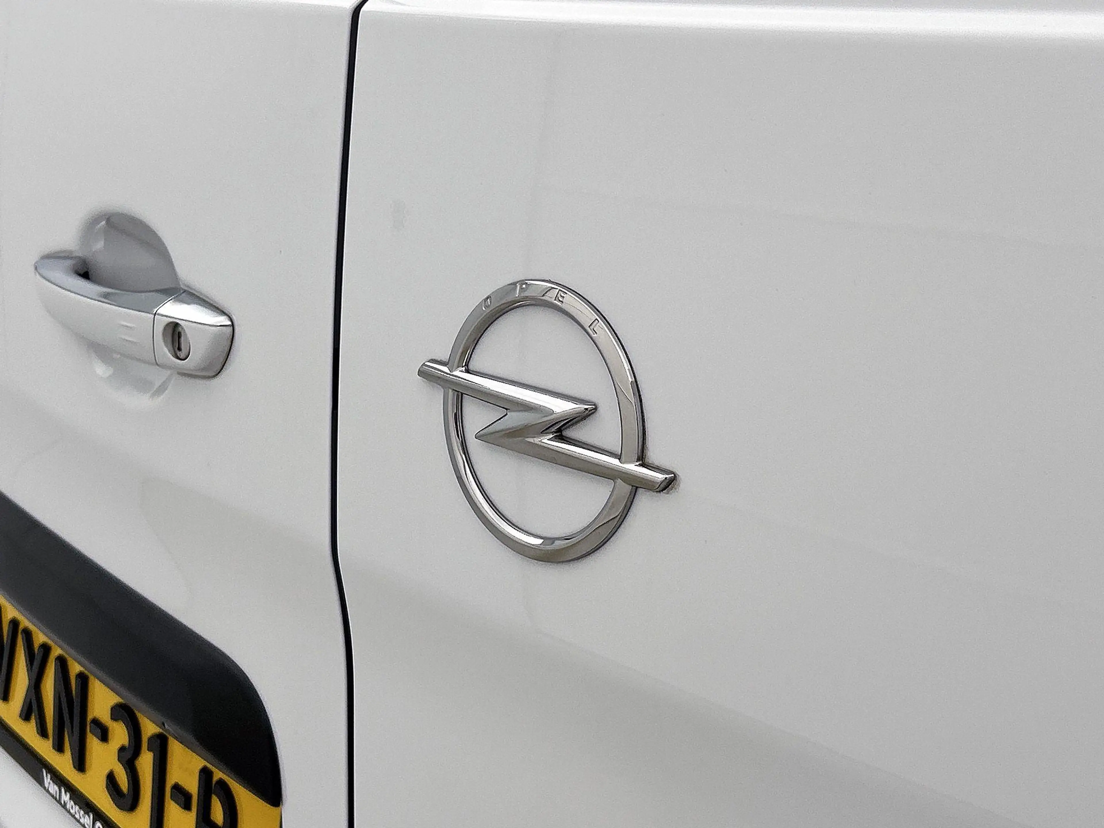 Opel Vivaro-e Electric L3 75 kWh — photo 15