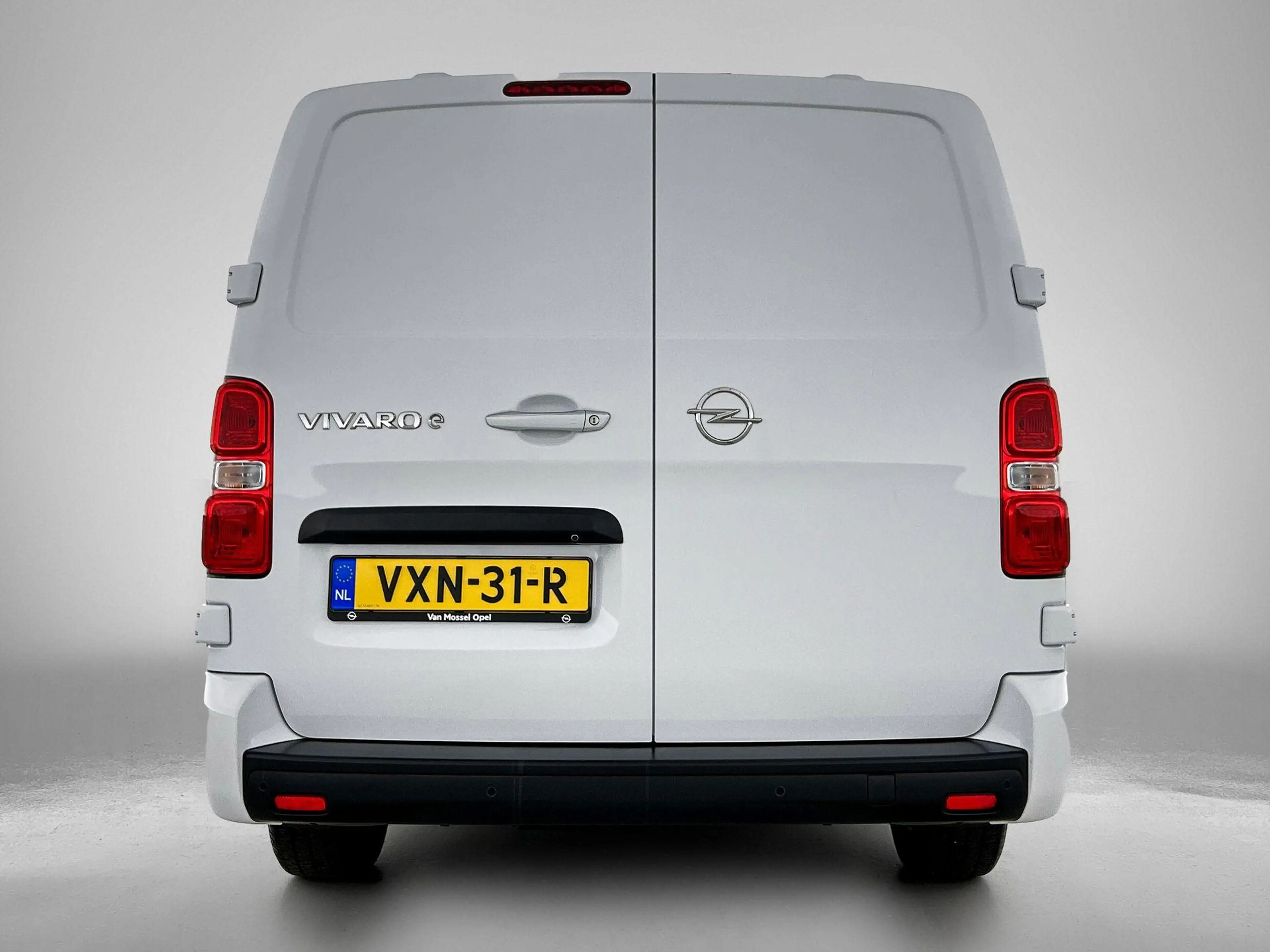 Opel Vivaro-e Electric L3 75 kWh — photo 3