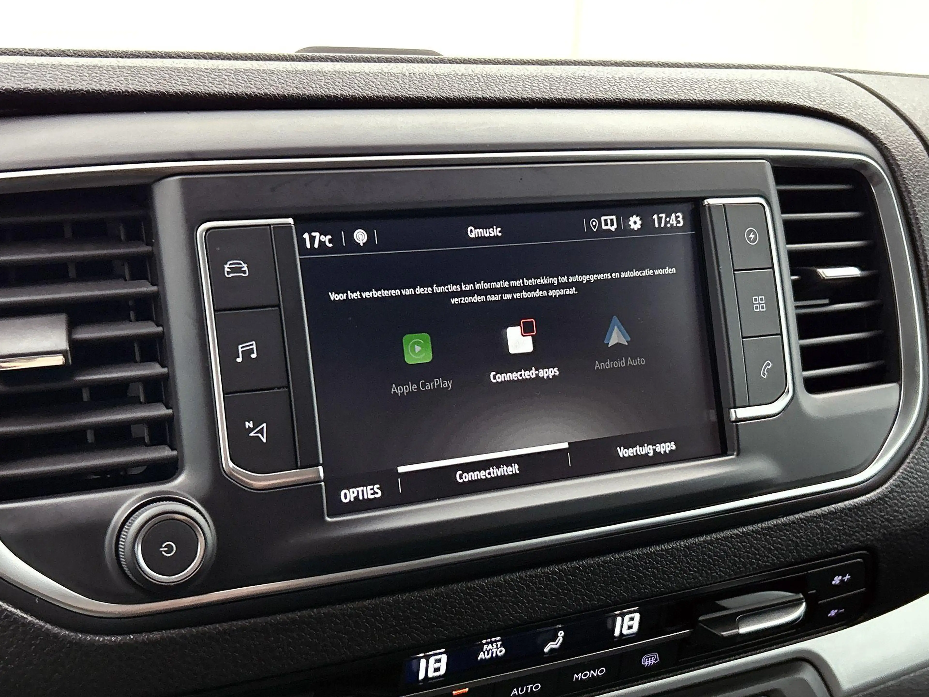 Opel Vivaro-e Electric L3 75 kWh — photo 11