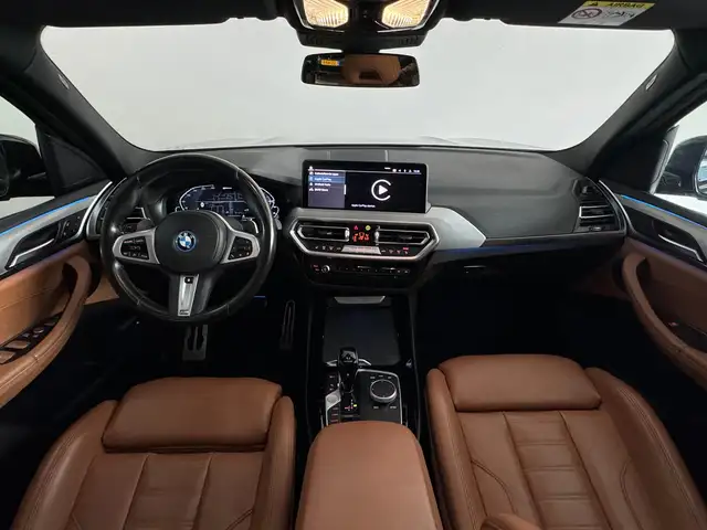 BMW X3 view 4