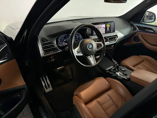 BMW X3 view 5