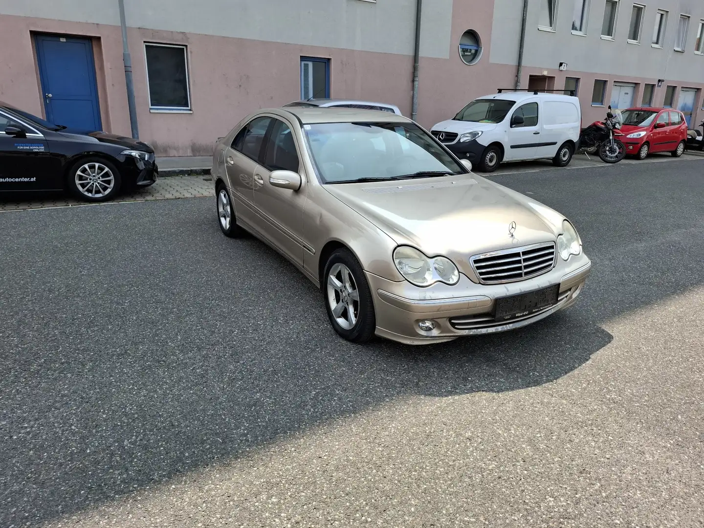 Mercedes-Benz C 220 Avantgarde CDI Gold - 2