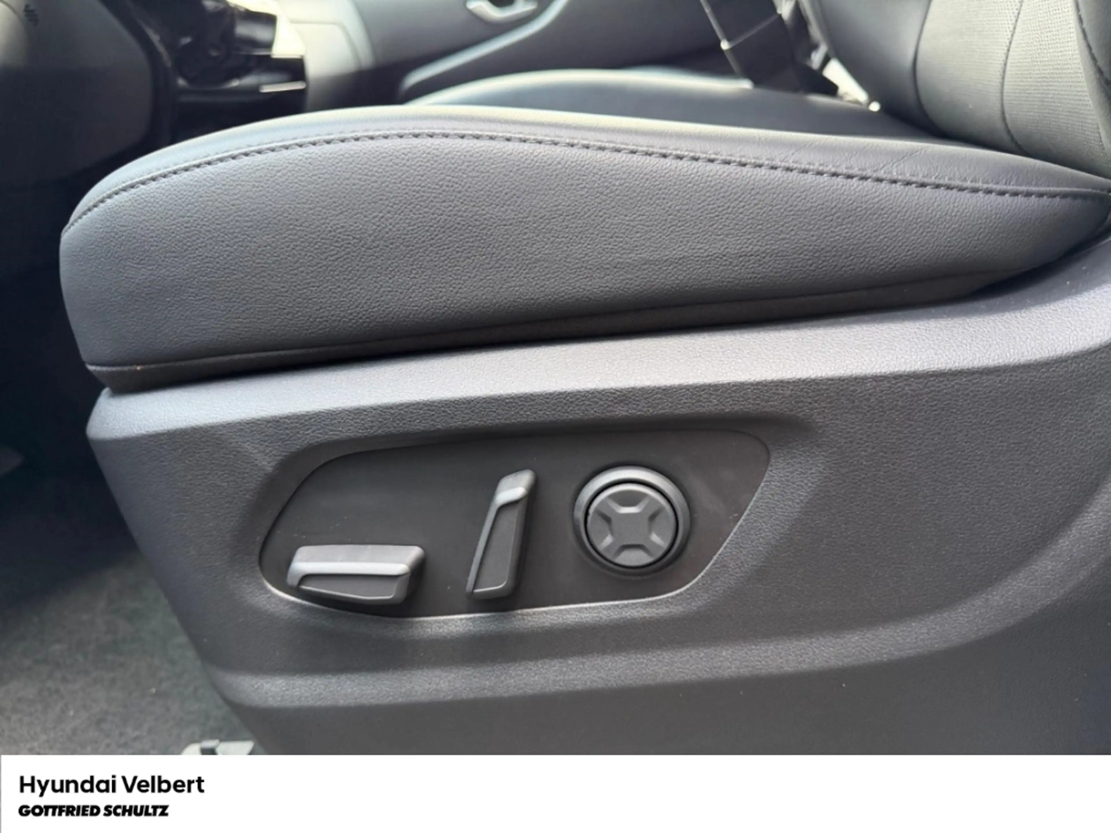Hyundai STARIA HEV Trend 9-Sitzer 1.6 T-GDI Shuttle-Paket Park-Pa — photo 10