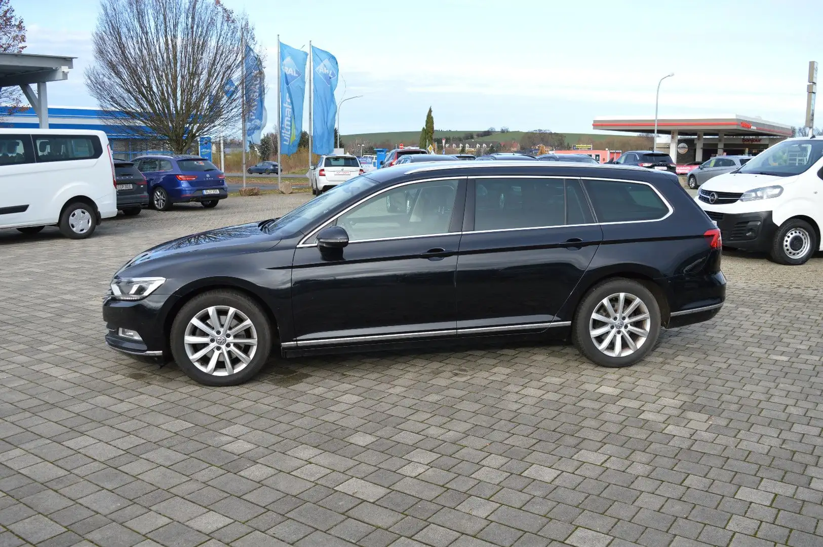 Volkswagen Passat Variant Highline 2.0 TDI Noir - 2