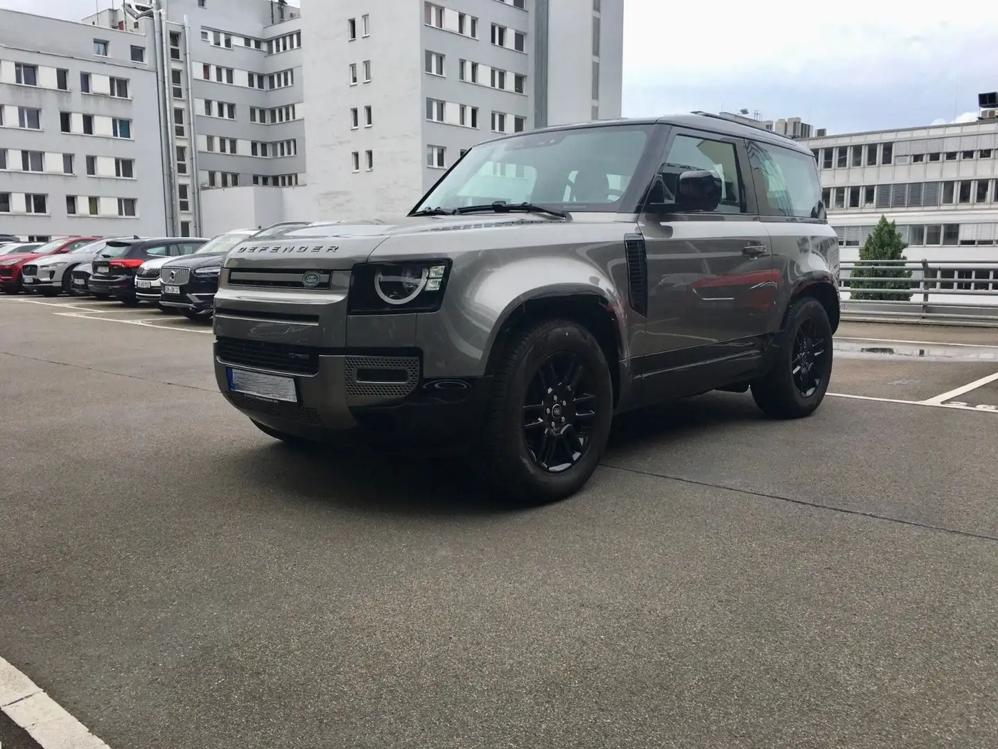 Land Rover Defender 90 D250 X-Dynamic S Luftfed. ACC Panora Silber - 2