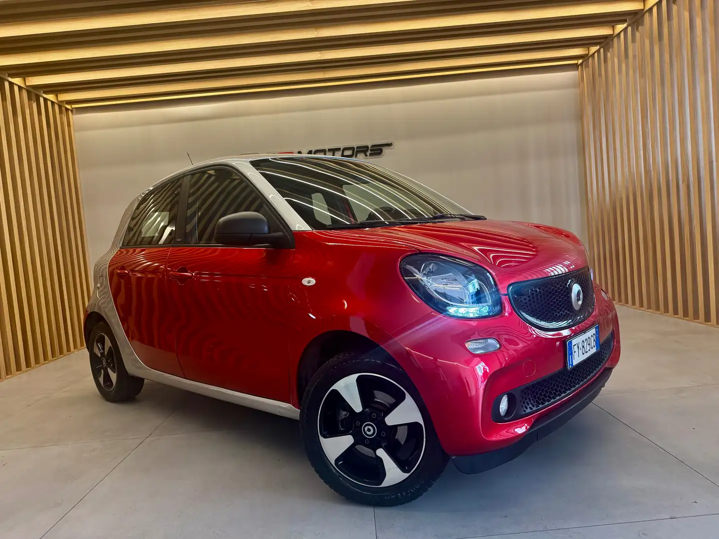 smart forFour 0.9 52 kw neopatentati EXCLUSIVE SPECIALPAINT Rosso - 1