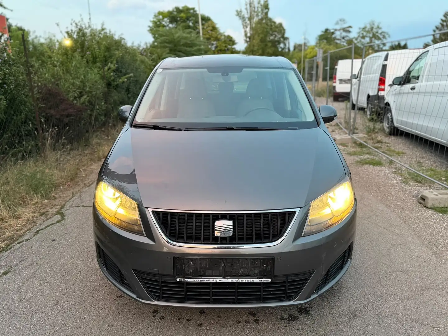 SEAT Alhambra 2,0 TDI - 1