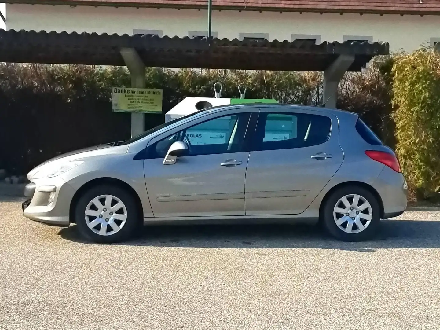 Peugeot 308 308 1,4 VTi Ö3-Edition Ö3-Edition Silber - 2