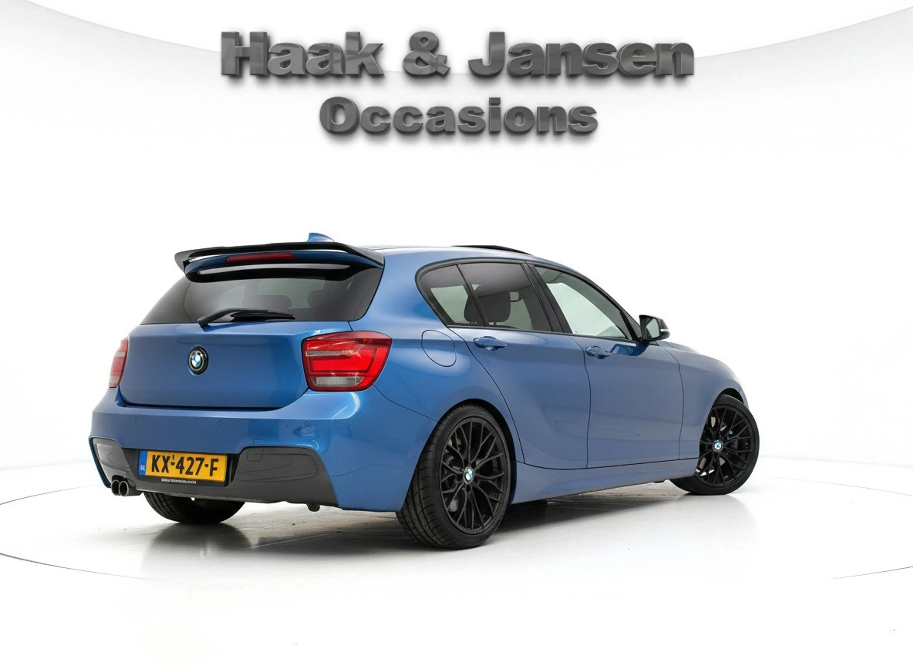 BMW 125 1-serie 125D M Sport 290PK Pano H&K Led Navi 19" — photo 4