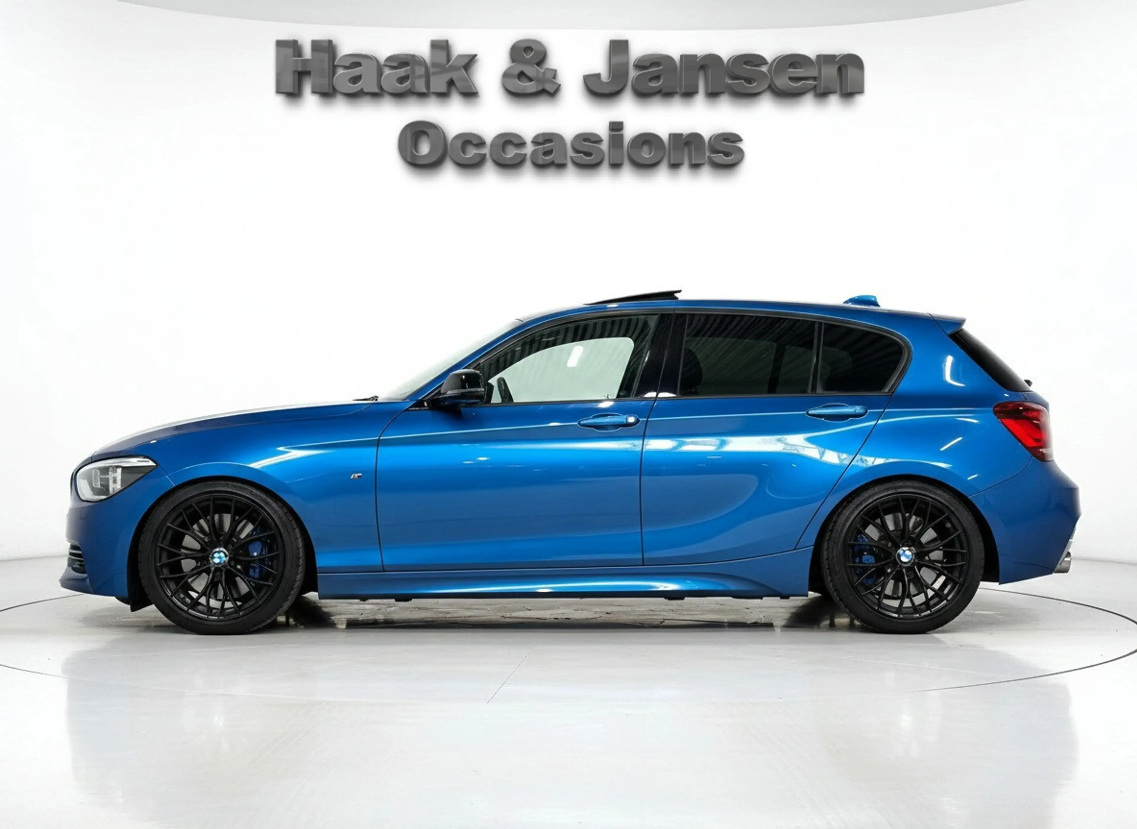 BMW 125 1-serie 125D M Sport 290PK Pano H&K Led Navi 19" — photo 8