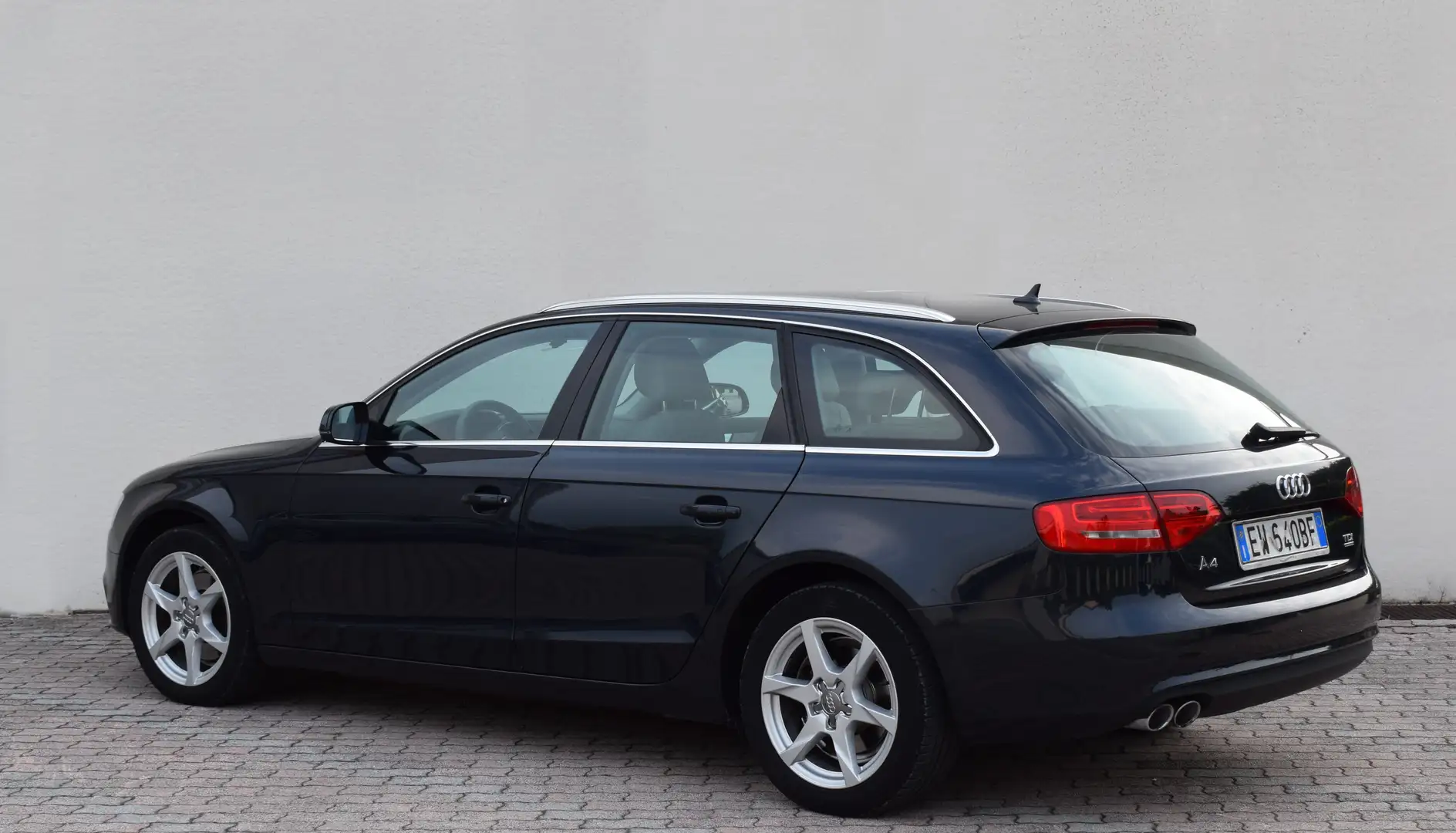 Audi A4 AUDI A4 AVANT 4x4 Nero - 2