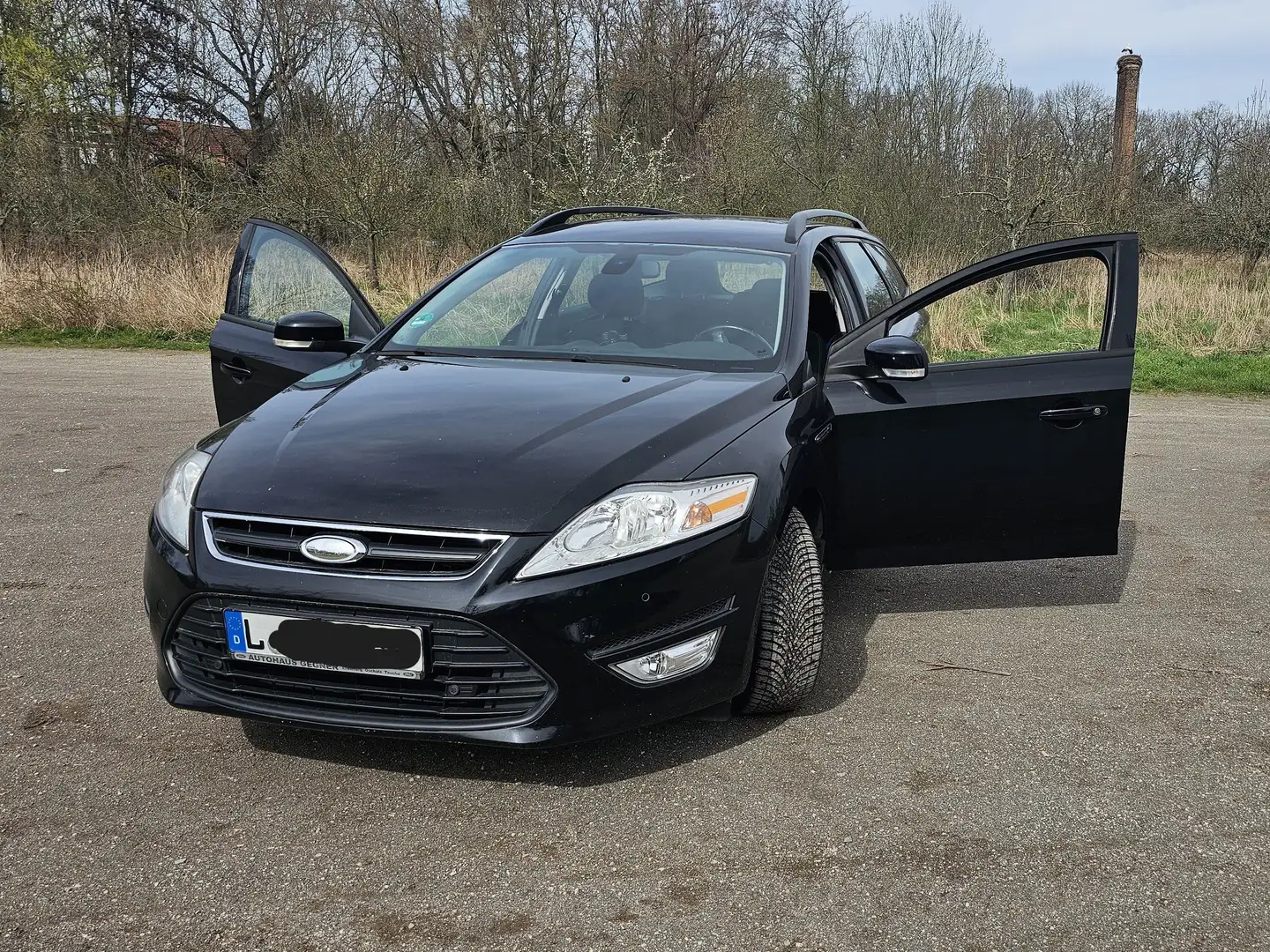 Ford Mondeo Mondeo Turnier 1.6 EcoBoost Start-Stopp Titanium Noir - 1