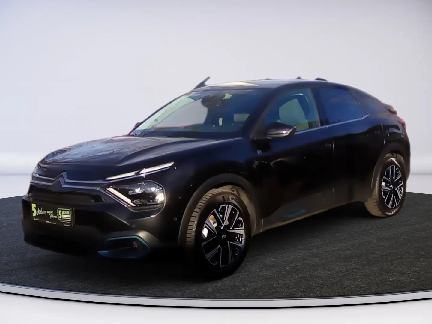 Citroen C4 e- 136 50kWh Shine Schwarz - 2