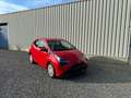 Toyota Aygo Aygo x Apple carplay android airco camera garantie Rouge - thumbnail 3