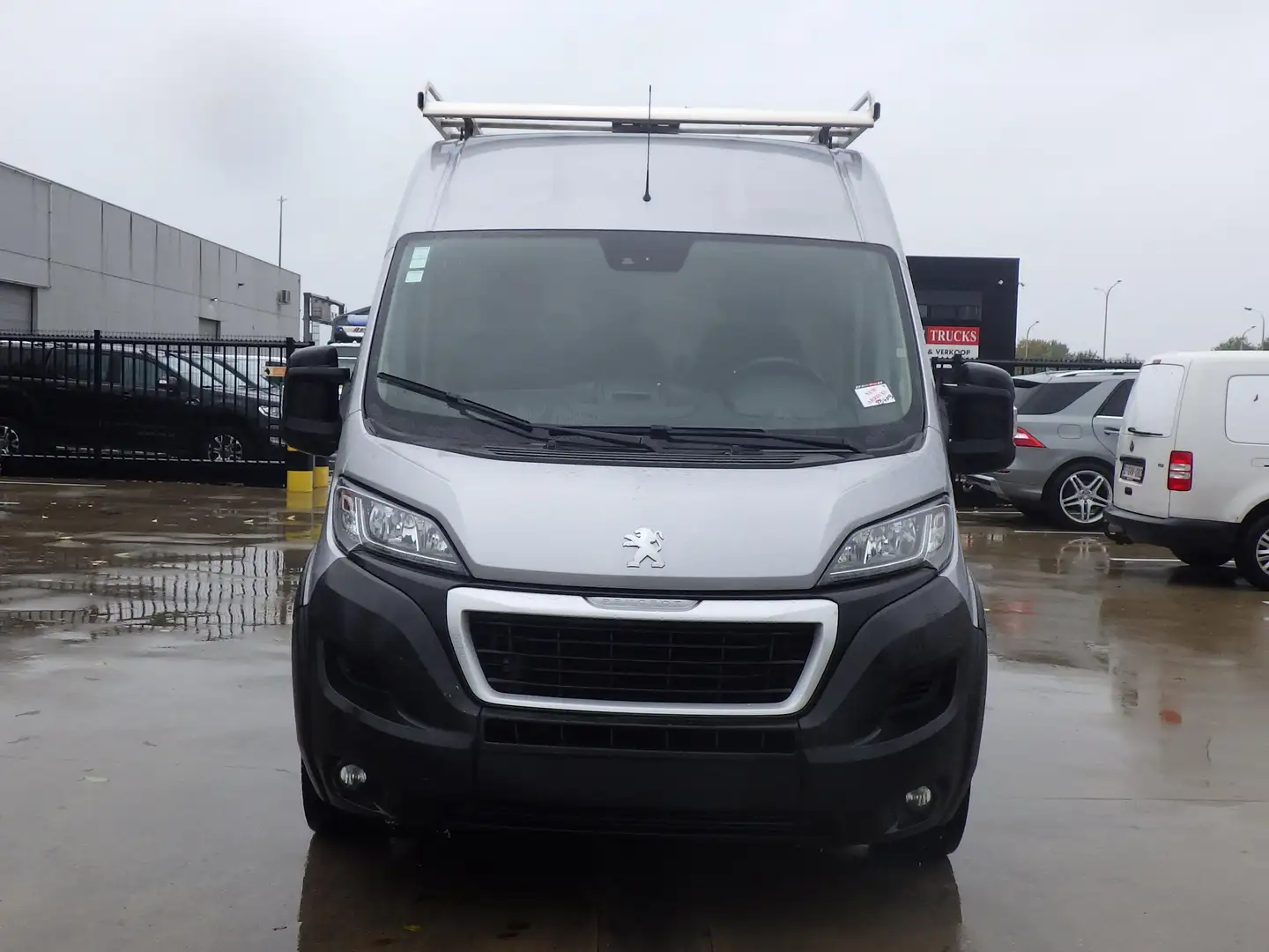 Peugeot Boxer (Stock ID 88409) Silber - 2