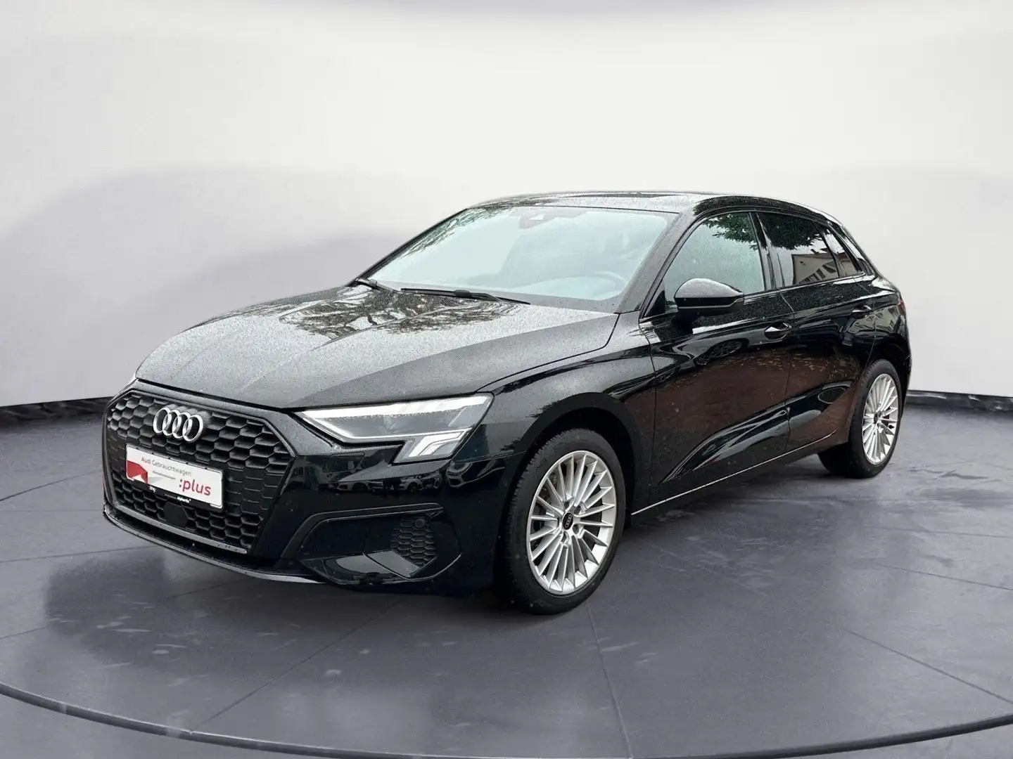 Audi A3 35 TFSI advanced LED/Navi/Interface Schwarz - 2