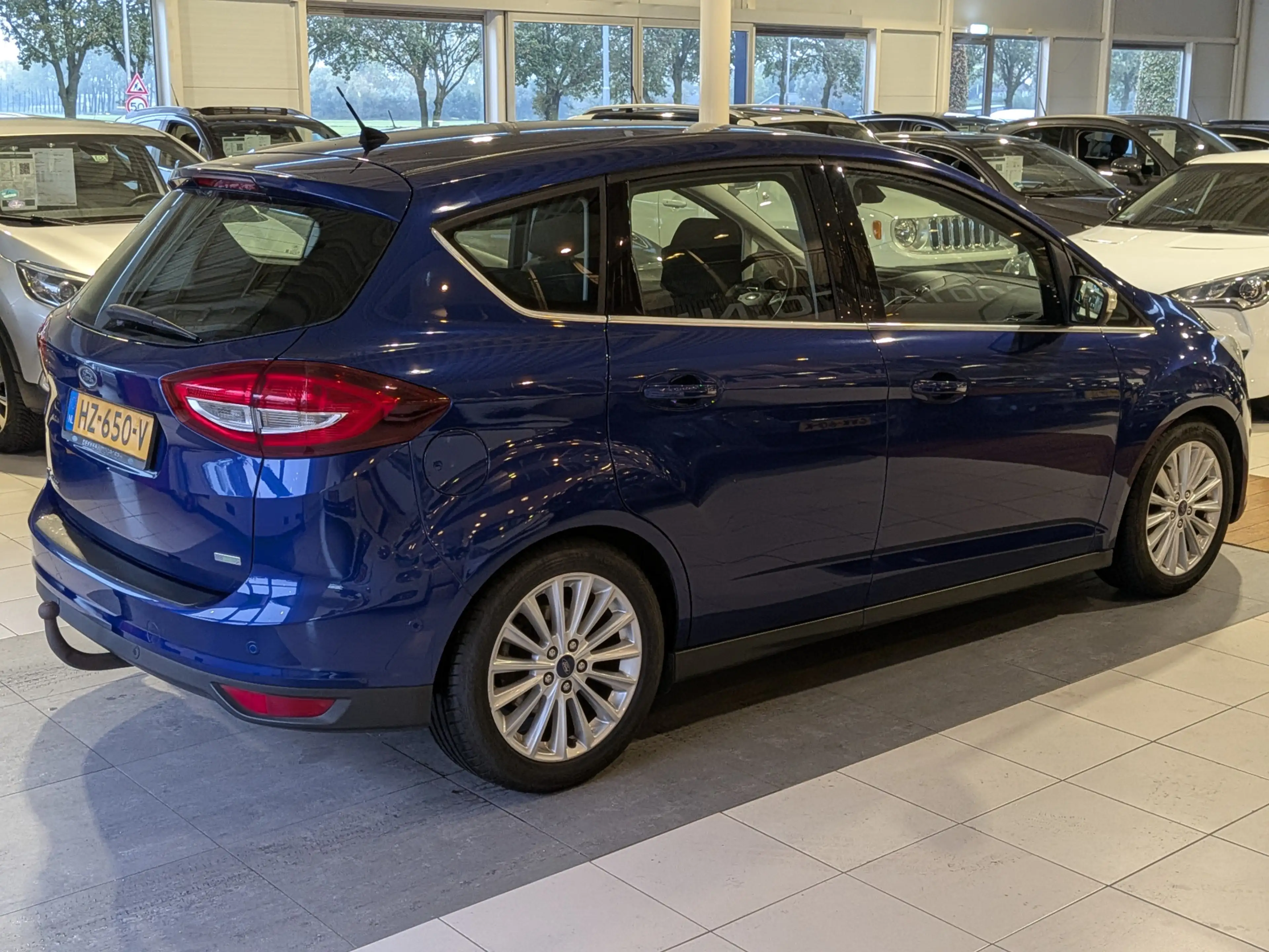 Ford C-Max 1.0 Titanium Trekhaak, Start/Stop Systeem, Cruise — photo 4