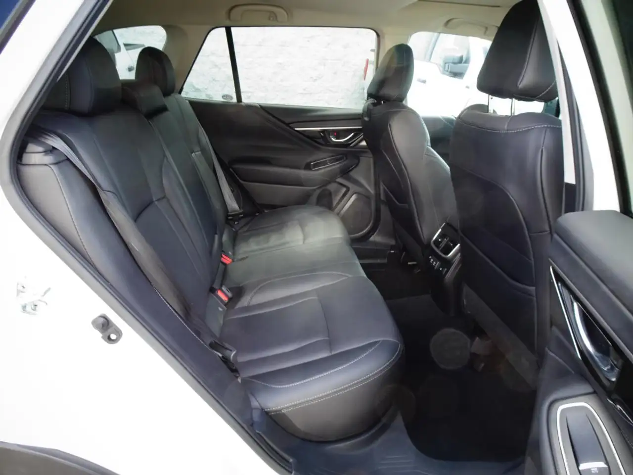 Subaru OUTBACK снимка Subaru OUTBACK