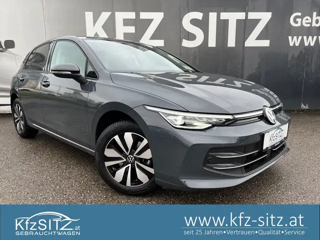Volkswagen Golf Life GOAL 1,5 TSI ACT AHK | NP: € 36.800