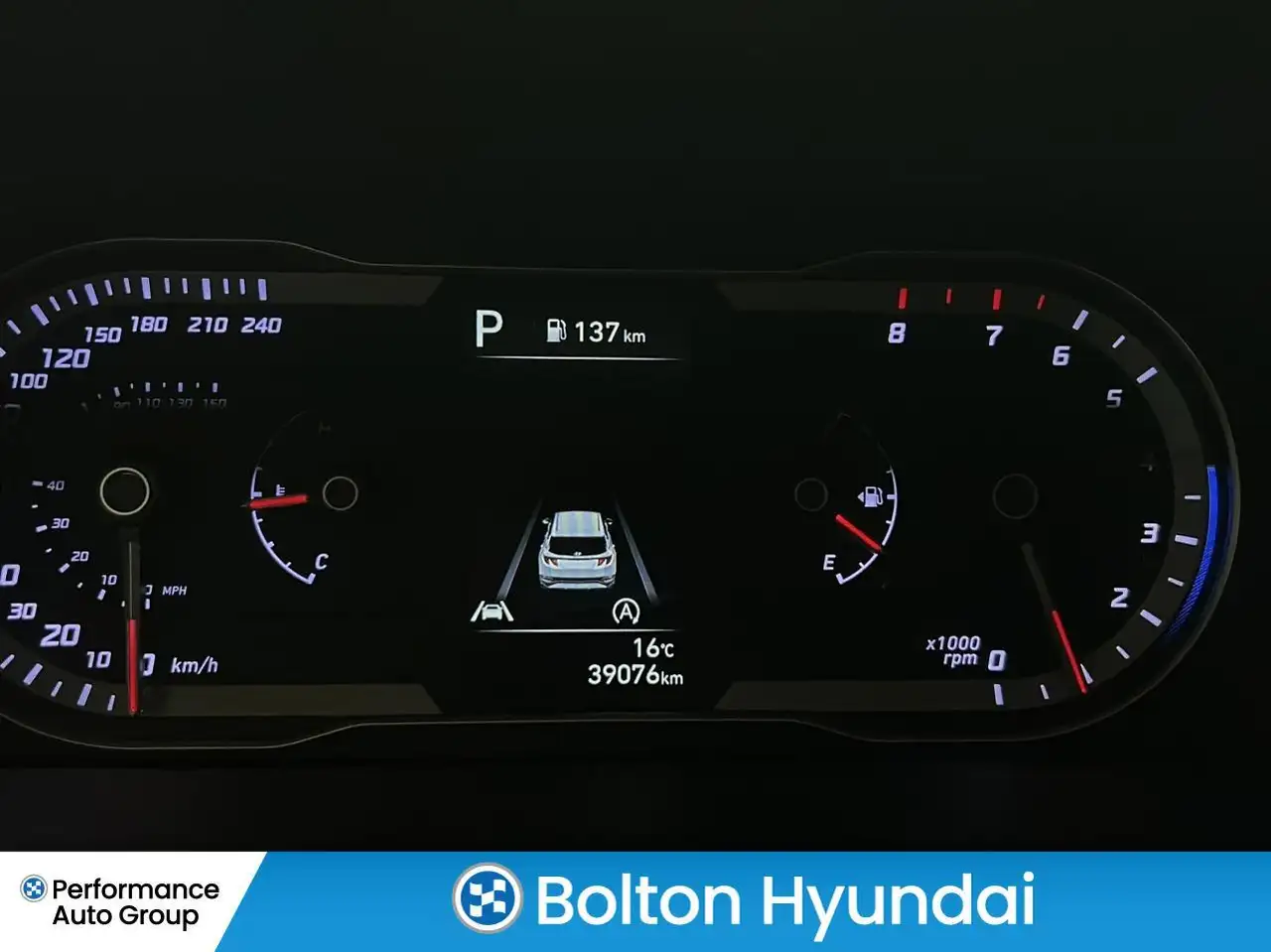 Hyundai TUCSON снимка Hyundai TUCSON