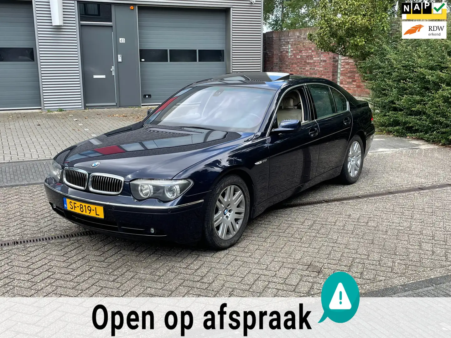 BMW 760 7-serie 760i Youngtimer Blauw - 1