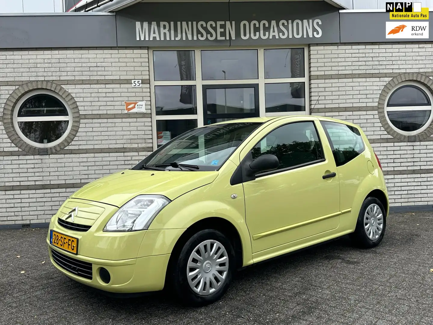 Citroen C2 1.1i Attraction |Airco,ElekRmn| Giallo - 1