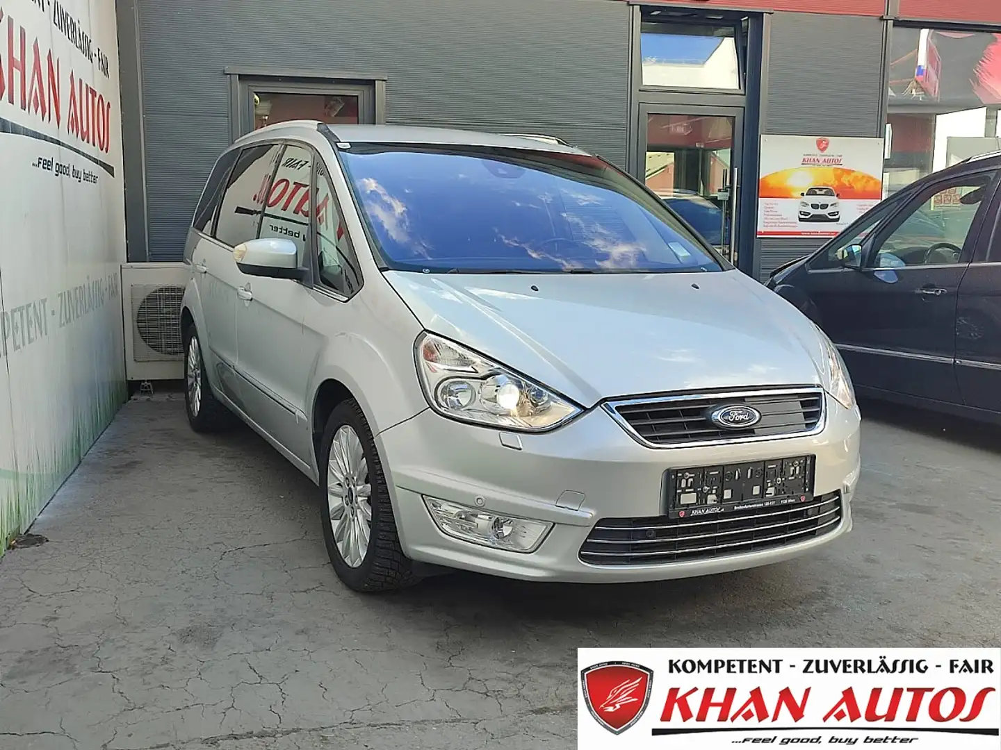 Ford Galaxy Titanium 2,2 TDCi DPF Grau - 1