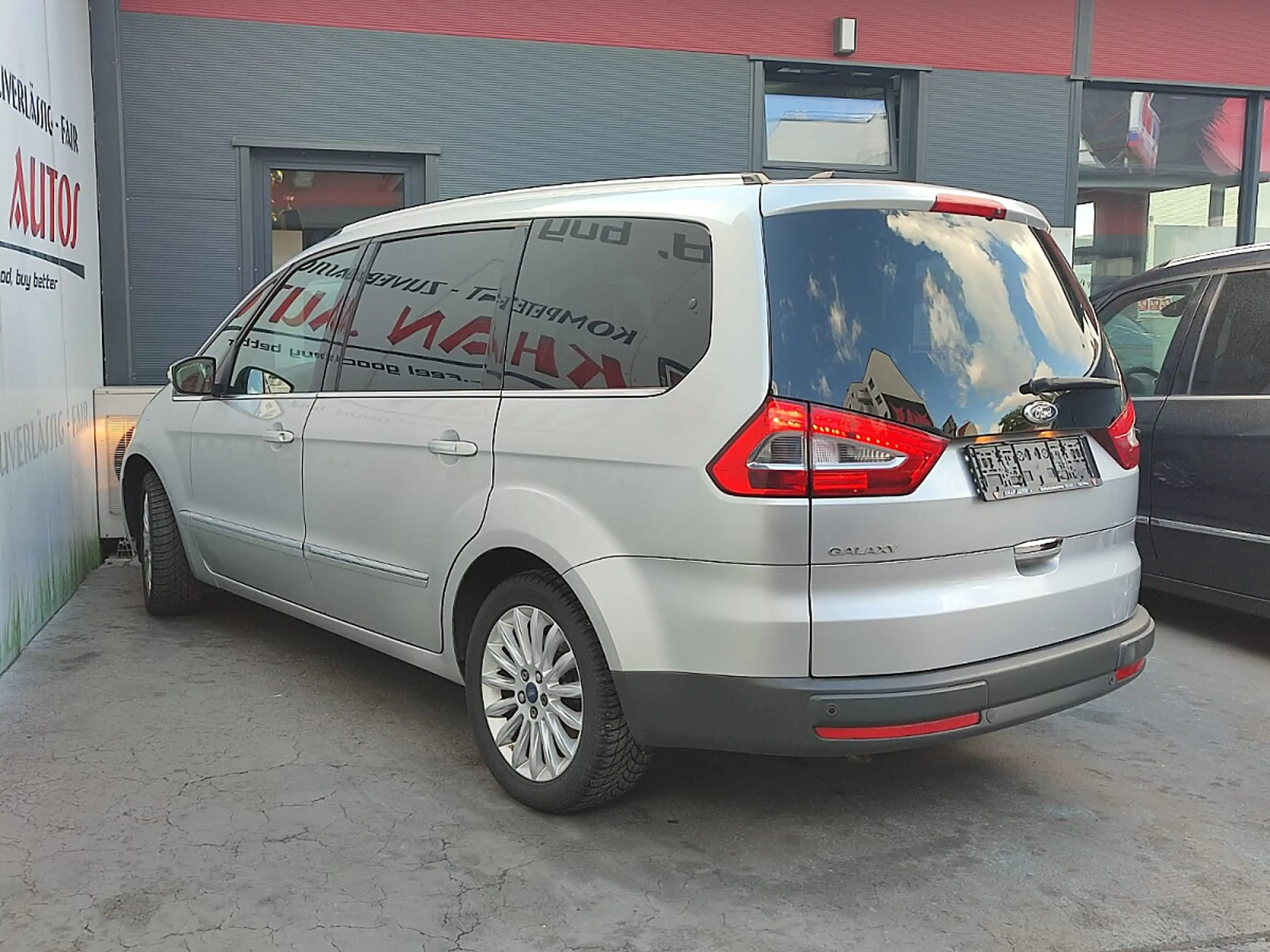 Ford Galaxy Titanium 2,2 TDCi DPF — photo 4
