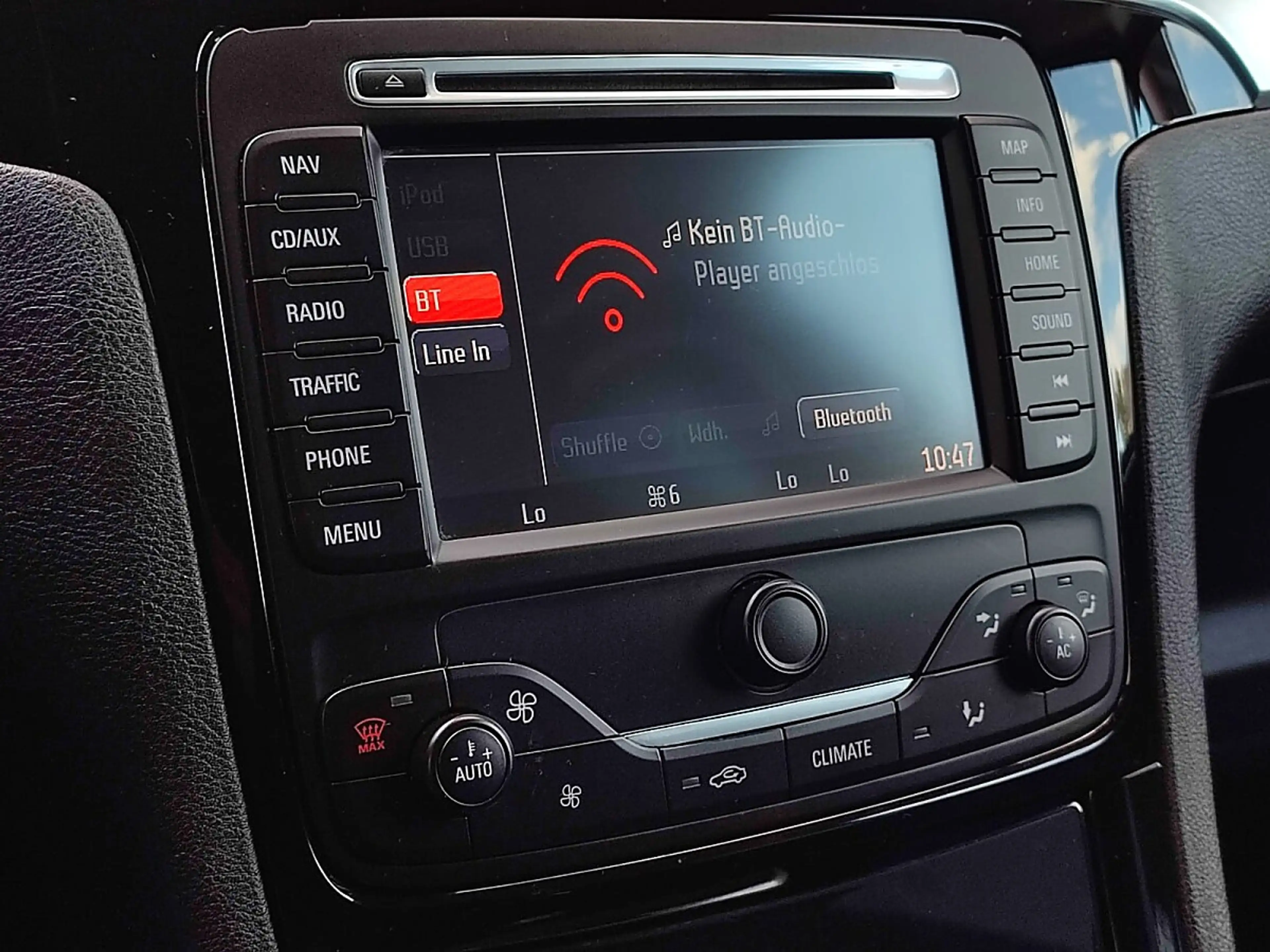 Ford Galaxy Titanium 2,2 TDCi DPF — photo 9