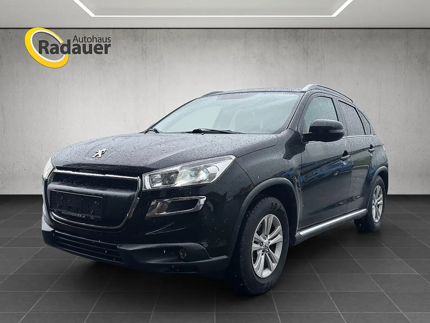 Peugeot 4008 Allure 4WD Schwarz - 1