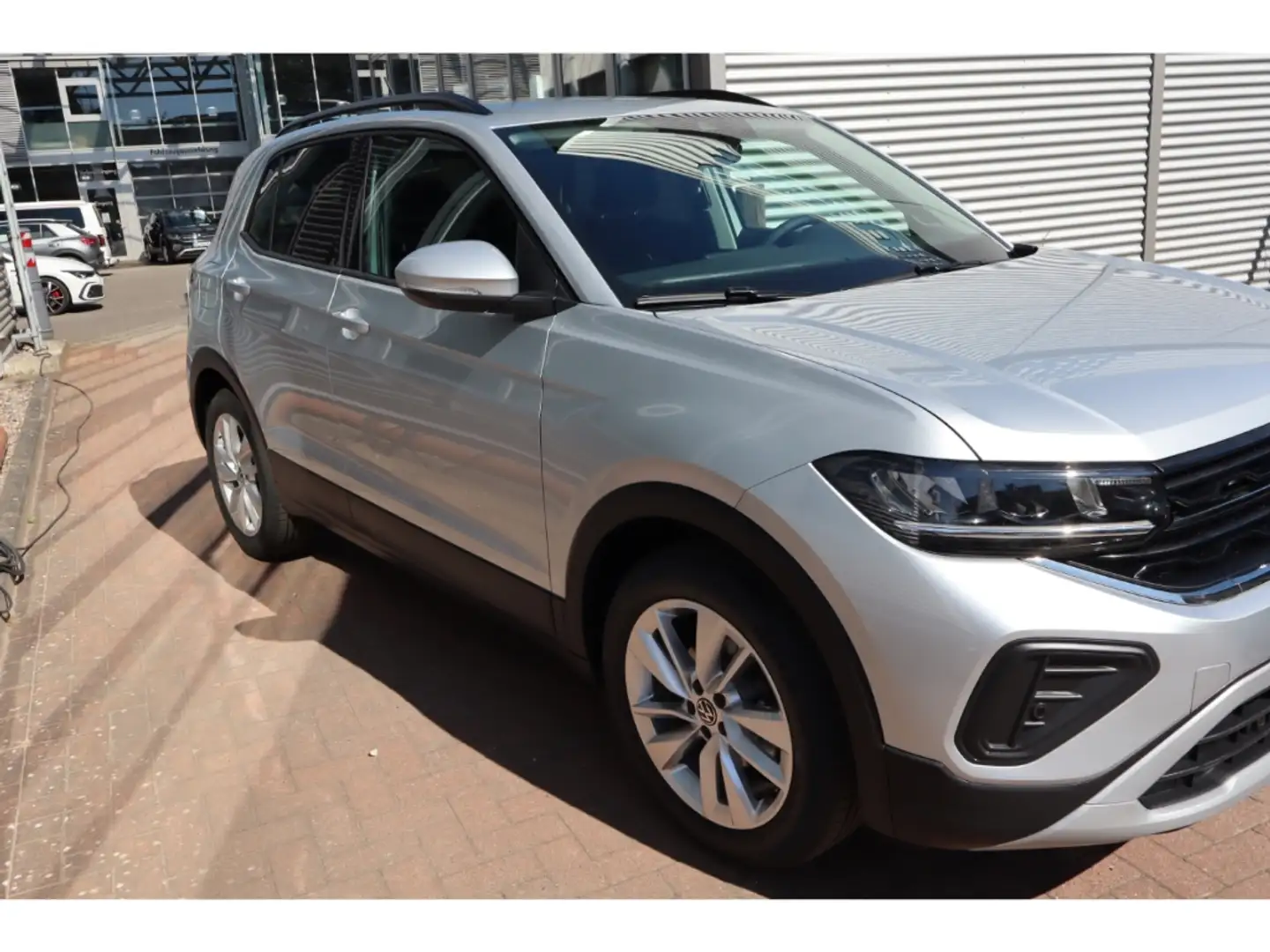 Volkswagen T-Cross 1.0 TSI Life RFK 17 Bangalore Sitzhzg. Silber - 2