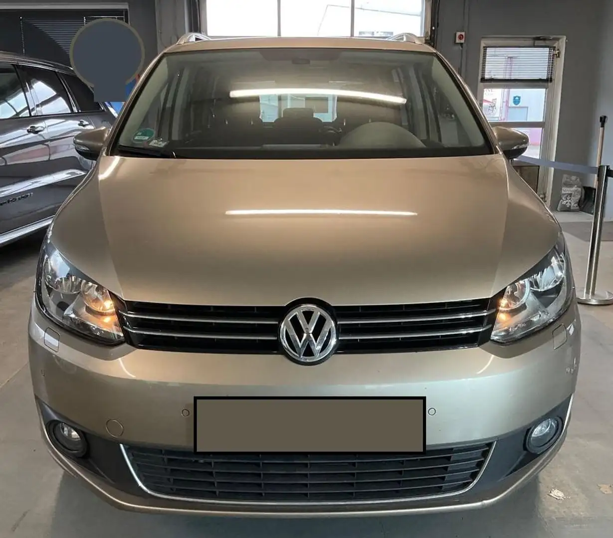 Volkswagen Touran 1.2 TSI BMT Cup NAVI 2 X PDC AHK 7-SITZER Beige - 2