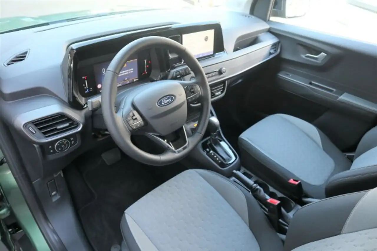 Ford Tourneo Courier Tourneo Courier TITANIUM / TAGESZULASSUNG ! ! ! 7
