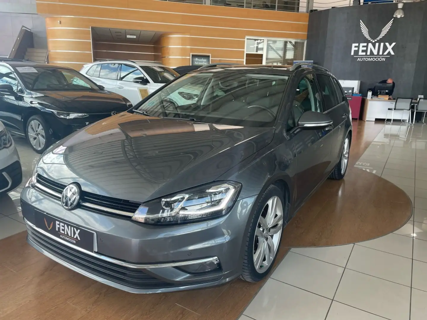 Volkswagen Golf 1.5 TSI Evo Sport DSG7 110kW Gris - 1