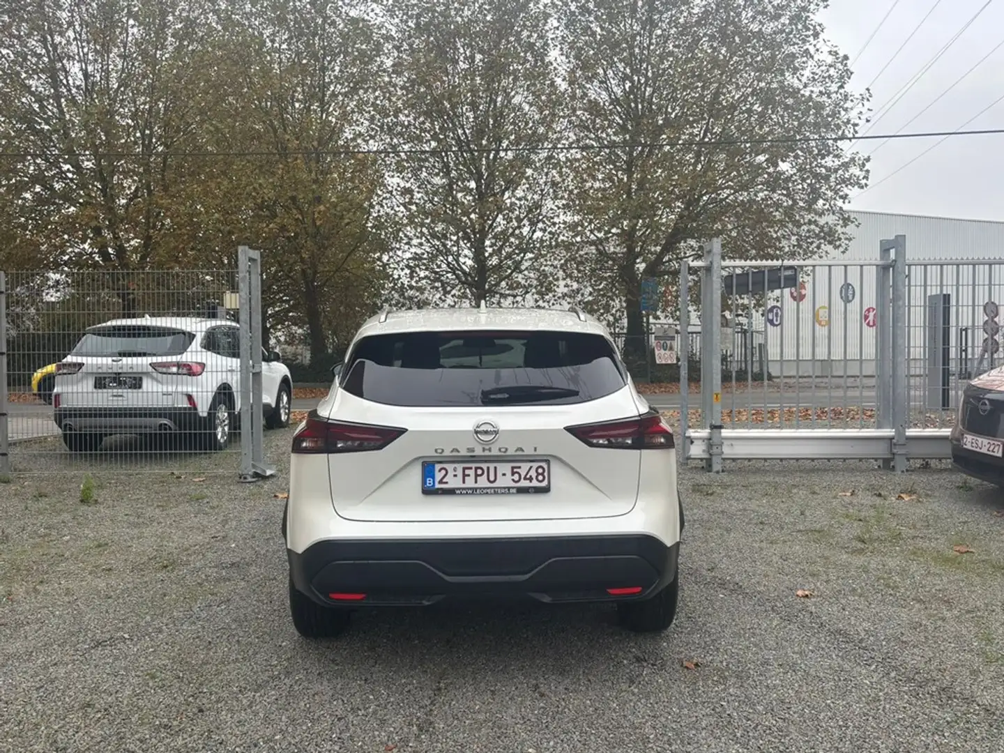 Nissan Qashqai Bílá - 2