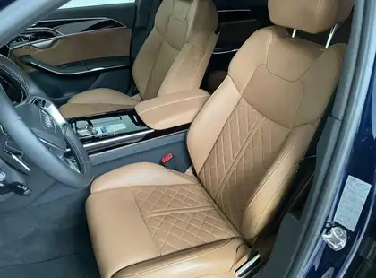 Annonce voiture d'occasion Audi S8 - CARADIZE