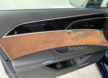Annonce voiture d'occasion Audi S8 - CARADIZE