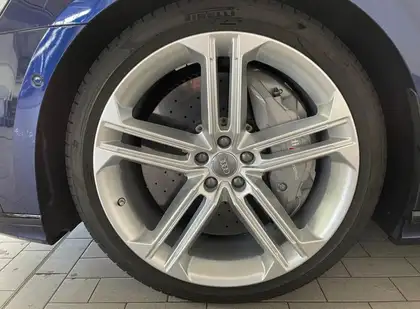 Annonce voiture d'occasion Audi S8 - CARADIZE
