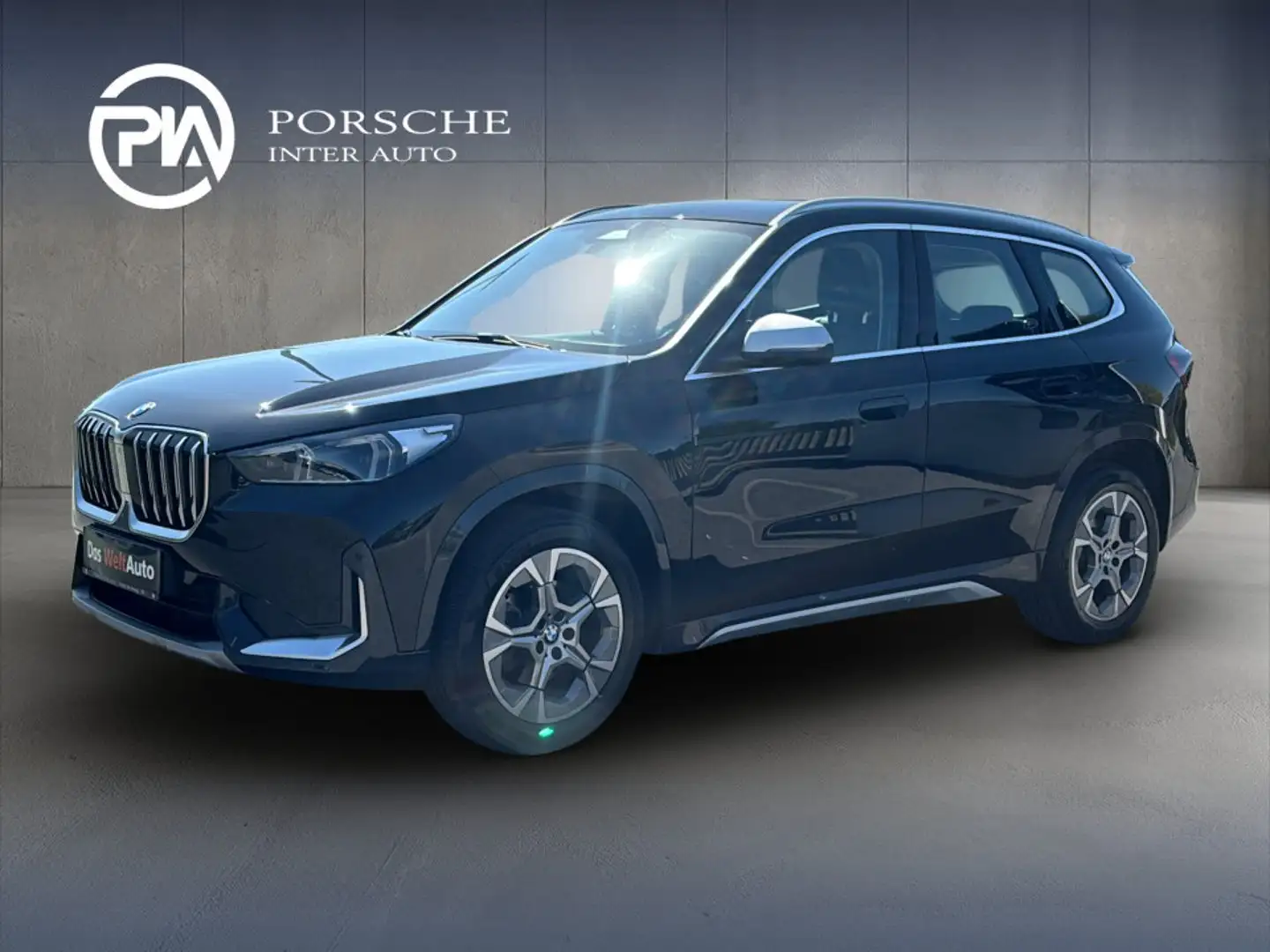 BMW X1 sDrive 18 d Schwarz - 1