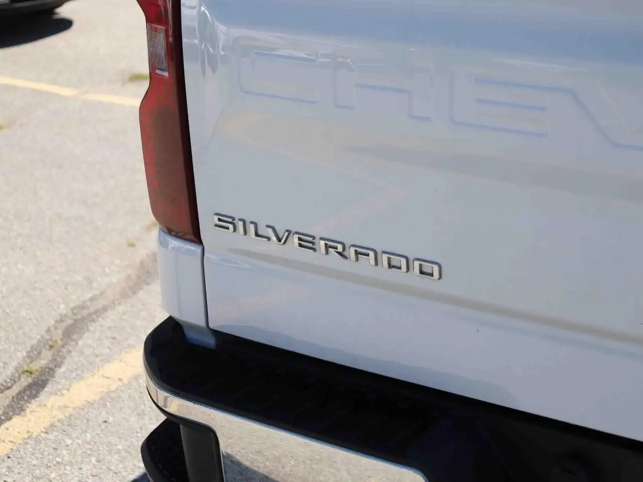 Chevrolet Silverado 1500 снимка Chevrolet Silverado 1500