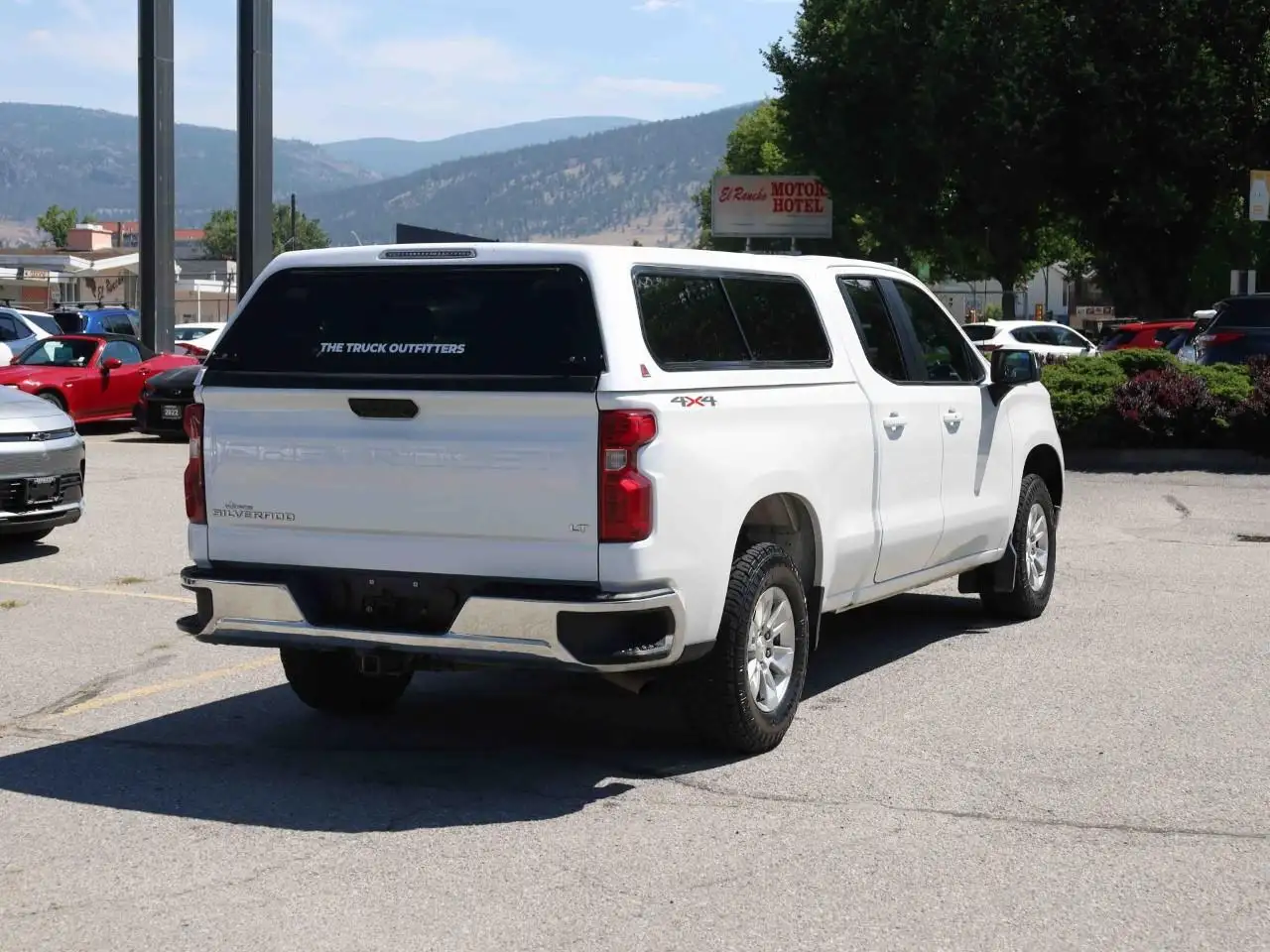 Chevrolet Silverado 1500 снимка Chevrolet Silverado 1500