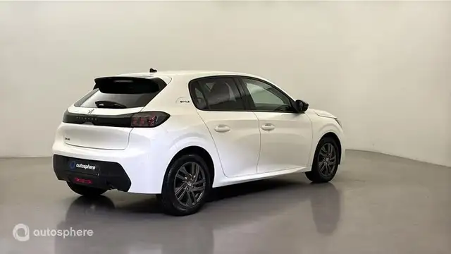 Peugeot 208 view 5
