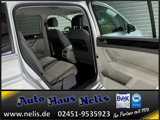 Volkswagen Touran view 30